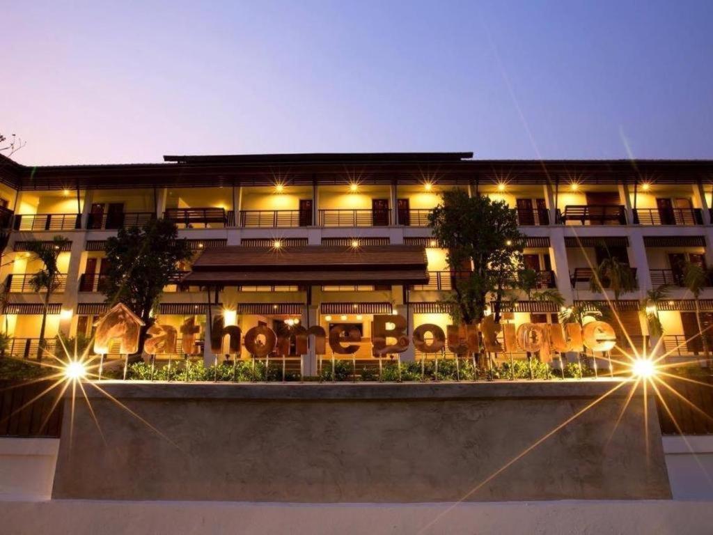 At Home Boutique Lampang Exterior photo