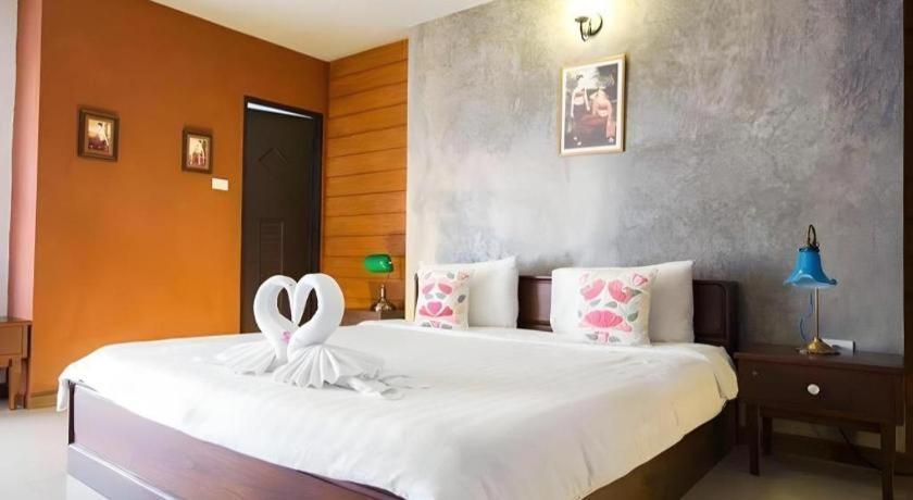At Home Boutique Lampang Exterior photo